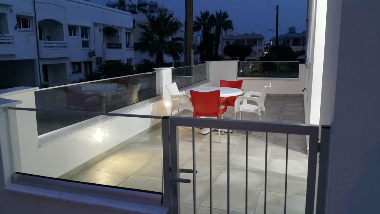 Chris'S Holiday Apt - Ayia Napa Luaran gambar